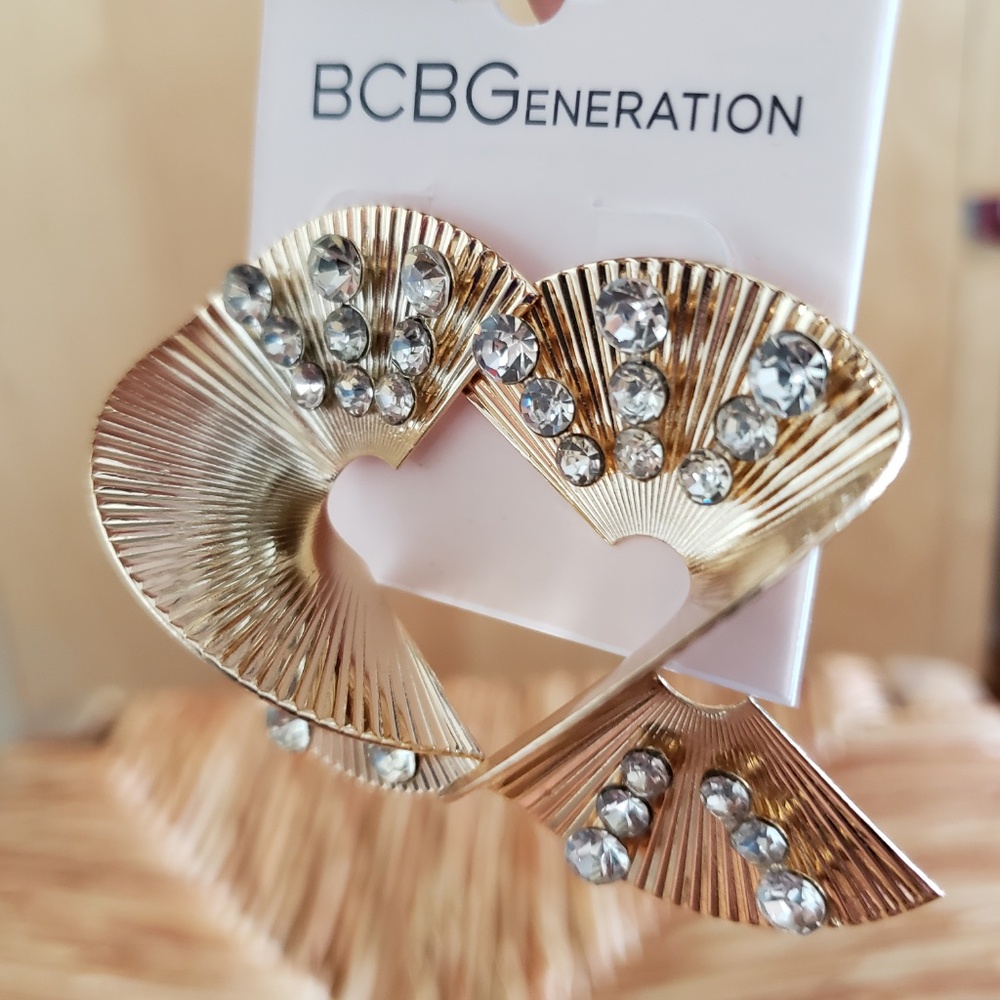 BCBG Curve Wave Earrings NEW
